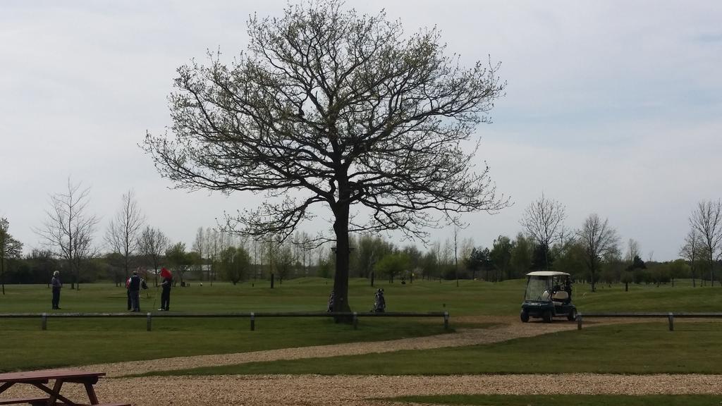 Silverstone Golf Club And Hotel Exterior foto